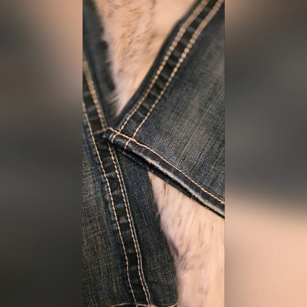 Rock Revival Noel Bootcut Jeans Size 26 Heavy Stitch Distressed Like New